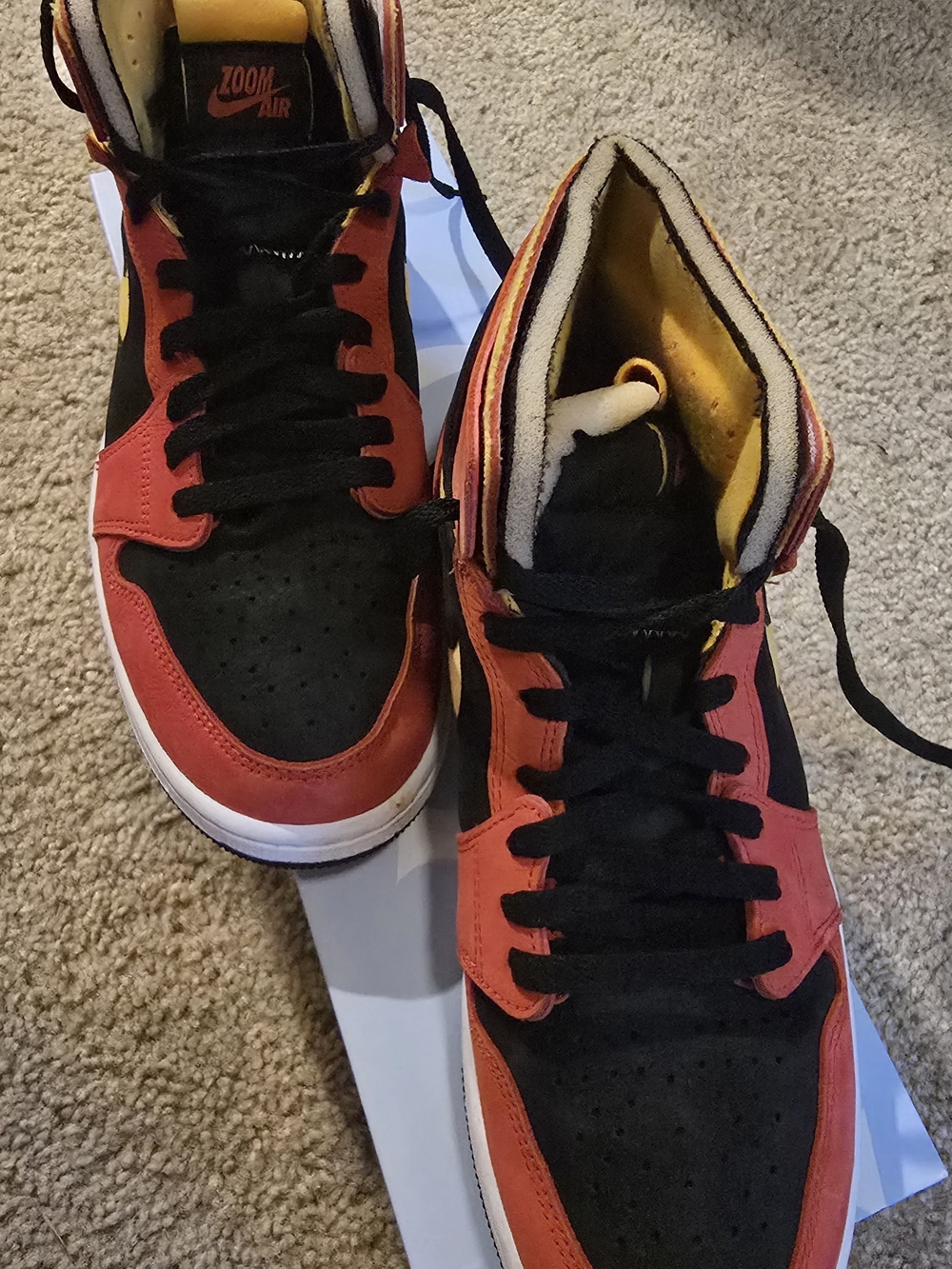 Nike Air Jordan 1 High Zoom Comfort Chile Red (CT0978-006) Men Size 9.5 EUC